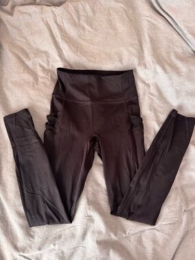 Fabletics no front seam High-Waist Black motion365 Leggings w/side pocket detail